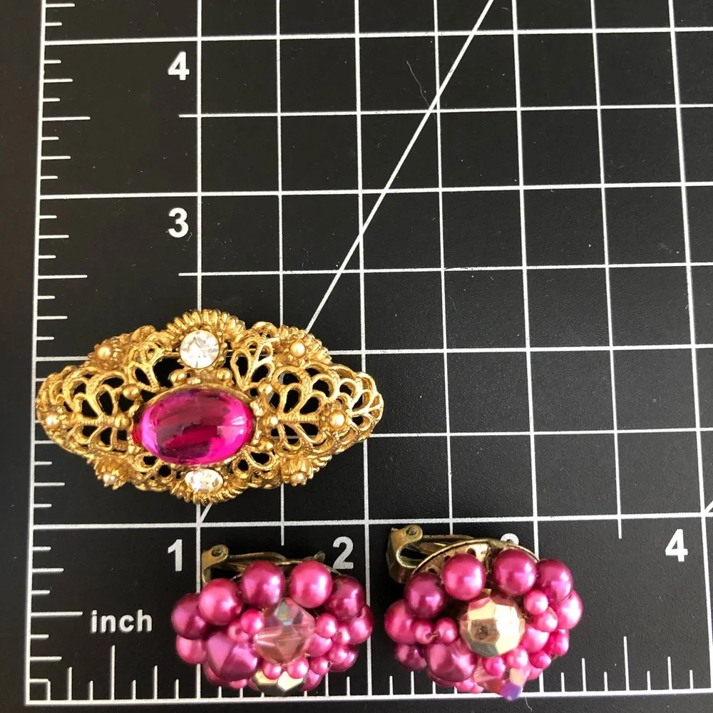 Vintage Pink Rhinestone Brooch & Earrings
